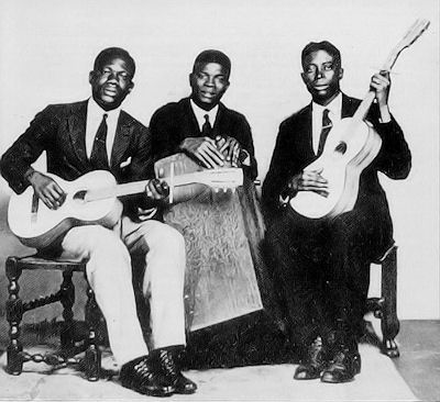 Kumasi_Trio_1928